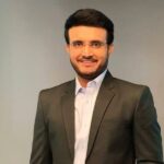 যখন ব্যালকনিতে শার্ট ওড়ানো এক বাঙালি গোটা দেশকে স্বপ্ন দেখিয়েছিল